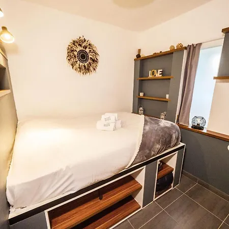 Holiday home Vanessa - 200m From The Terrace - By Tgb *
